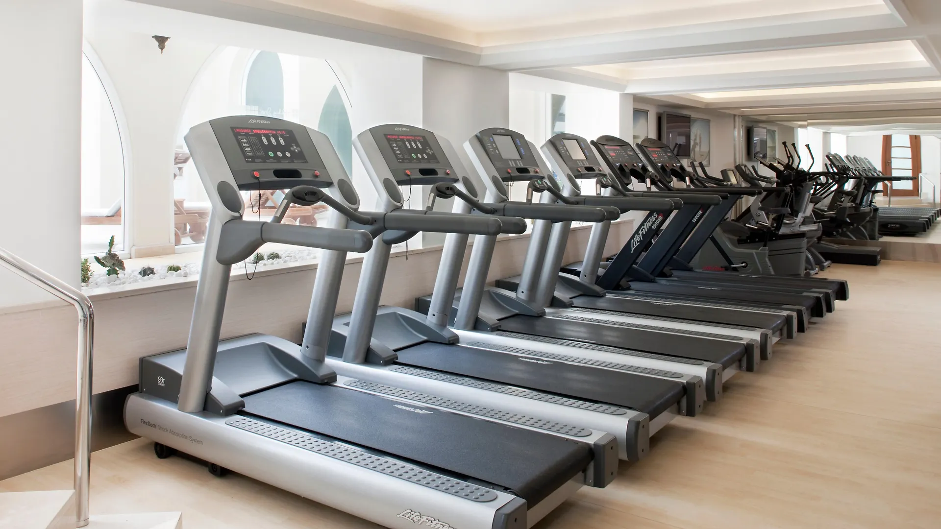 Holiday Inn Istanbul City By Ihg 5*,  Turkey