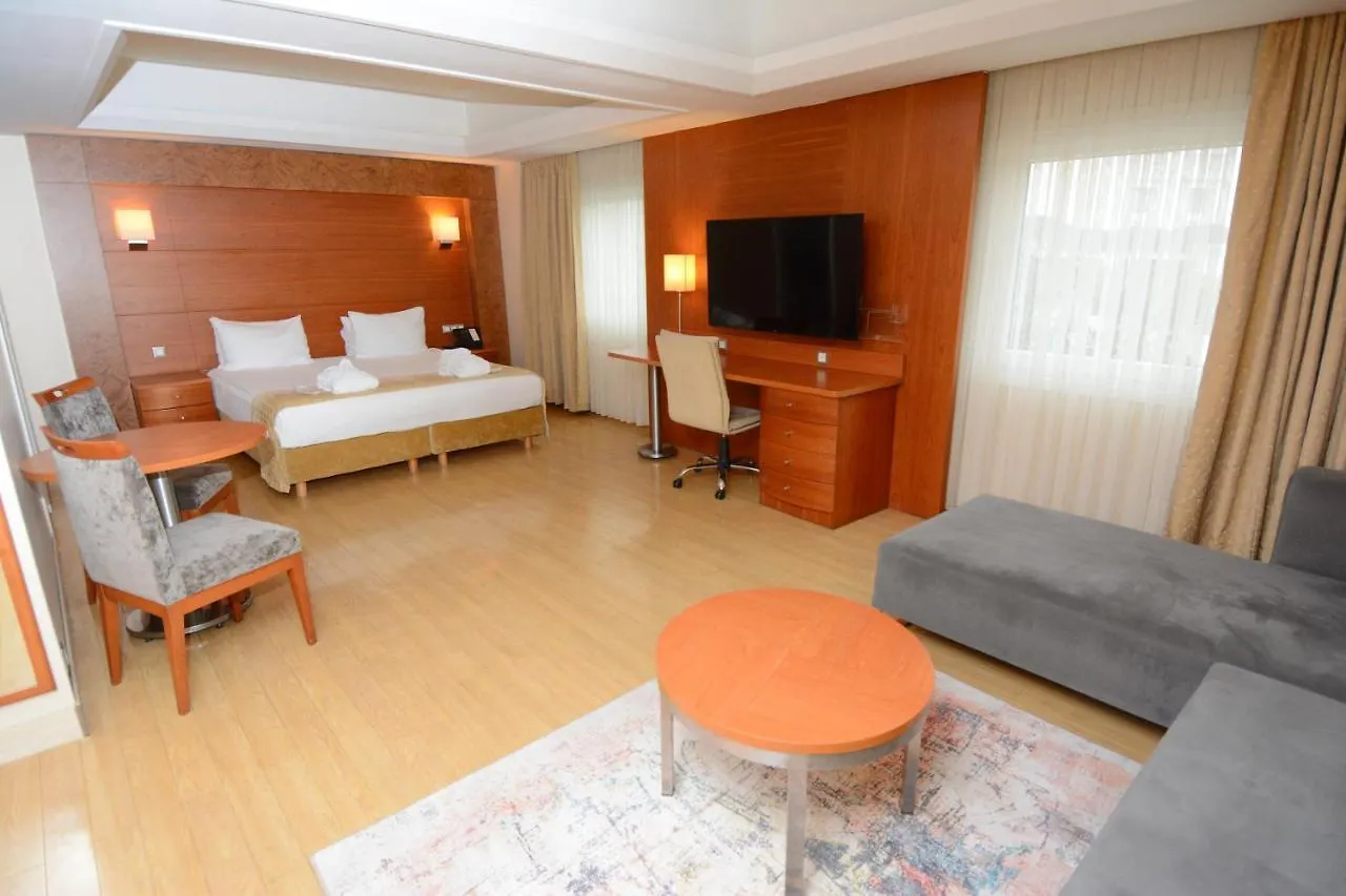 Holiday Inn Istanbul City By Ihg